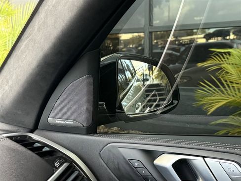 Used 2020 BMW X7 M50i w/ Executive Package image 38