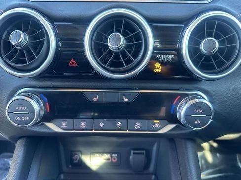 Certified 2025 Nissan Sentra SR image 15