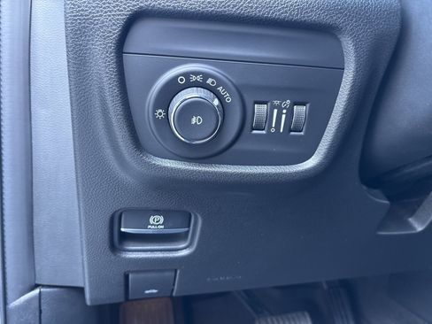 Used 2021 Jeep Grand Cherokee L Limited image 64