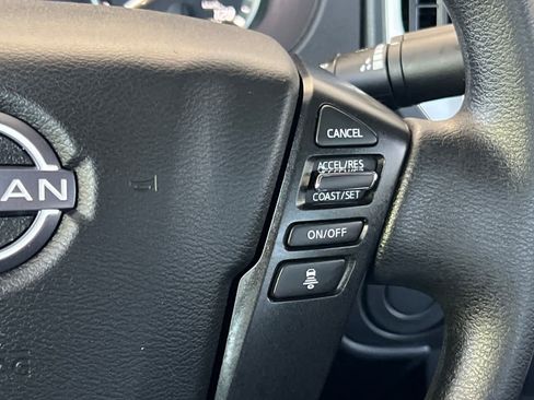 Used 2025 Nissan Frontier SV RWD image 25