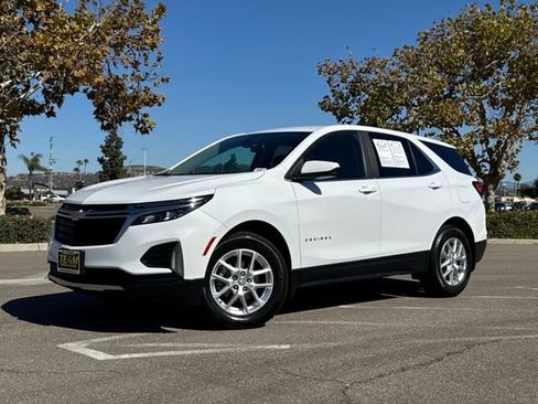 Used 2022 Chevrolet Equinox LT w/ LPO, Cargo Package image 3