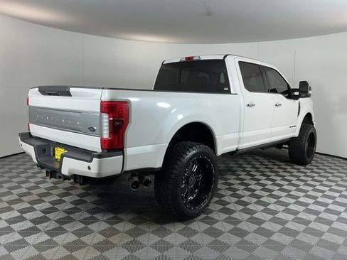 Used 2017 Ford F350 Platinum w/ Platinum Ultimate Package AWD/4WD image 4
