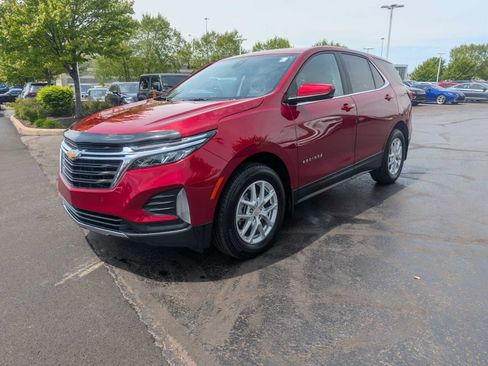 Used 2024 Chevrolet Equinox LT AWD/4WD image 3