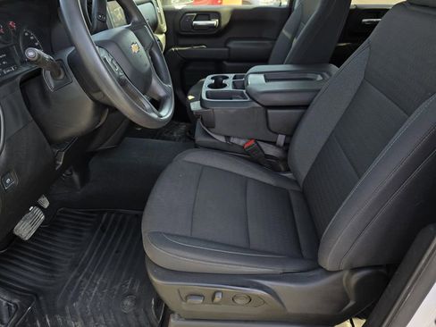 Used 2025 Chevrolet Silverado 2500 Custom w/ Custom Value Package image 24