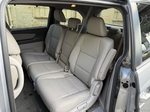 Used 2016 Honda Odyssey EX-L image 59
