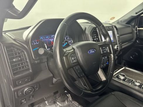 Used 2020 Ford Expedition Limited w/ Equipment Group 302A AWD/4WD image 25