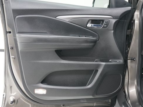Used 2021 Honda Ridgeline RTL-E image 13