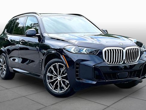 Used 2026 BMW X5 sDrive40i w/ M Sport Package RWD image 2