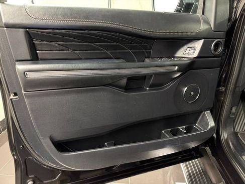 Used 2020 Ford Expedition Max Platinum AWD/4WD image 30