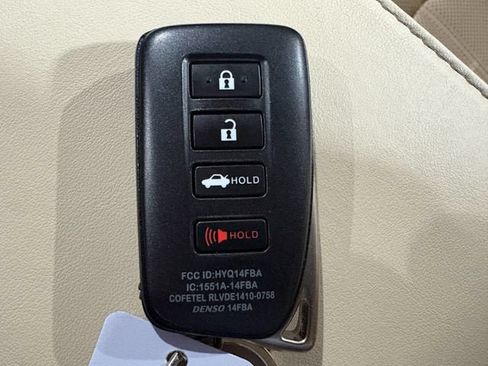Used 2016 Lexus ES 350 w/ Luxury Package w/Wood Trim FWD image 23