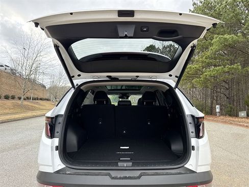 Used 2024 Hyundai Tucson Limited image 22
