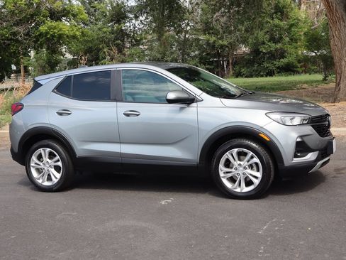 Used 2023 Buick Encore GX Preferred w/ Cold Weather Comfort Package FWD image 2