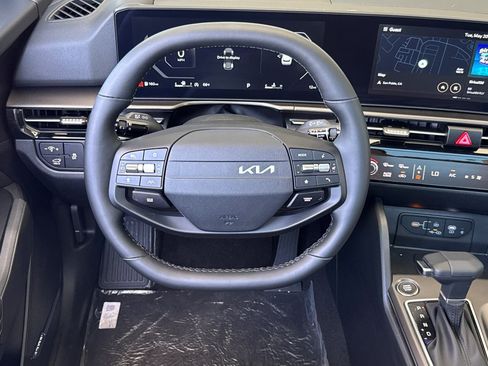 New 2026 Kia Sportage SX AWD/4WD image 12