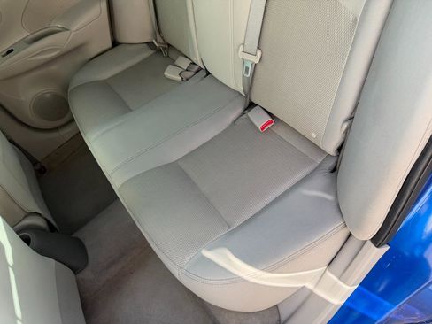 Used 2015 Nissan Versa SV FWD image 37