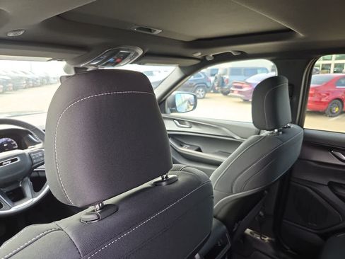 New 2026 Jeep Grand Cherokee Laredo X RWD image 20