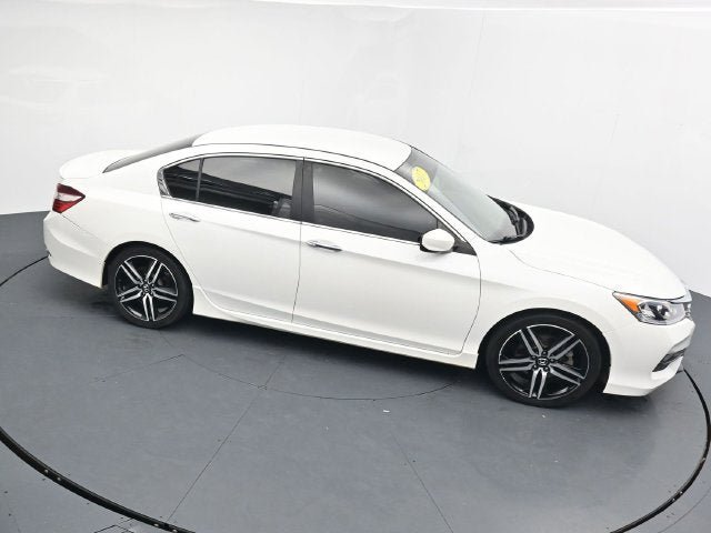 Used 2017 Honda Accord Sport Special Edition image 39