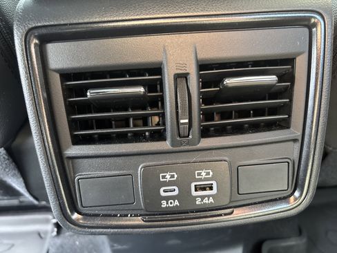 Used 2025 Subaru Forester Limited w/ Protection Package (1PH) image 14