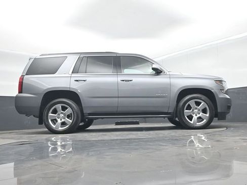 Used 2020 Chevrolet Tahoe LT w/ Luxury Package RWD image 55