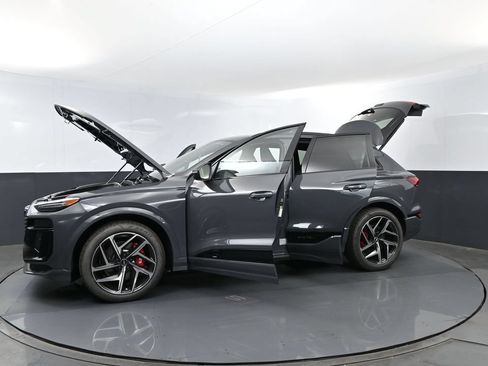 New 2027 Audi SQ6 e-tron Premium Plus AWD/4WD image 30