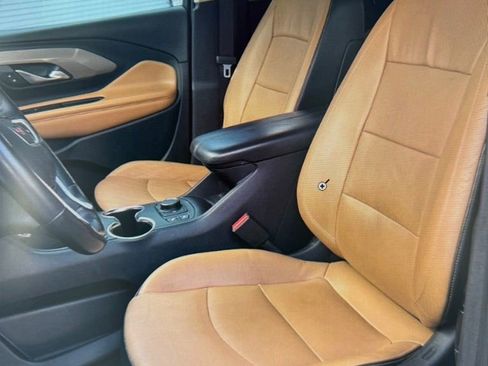 Used 2018 GMC Terrain SLT w/ Preferred Package FWD image 3