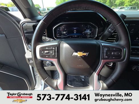 Used 2024 Chevrolet Silverado 3500 LT AWD/4WD image 18