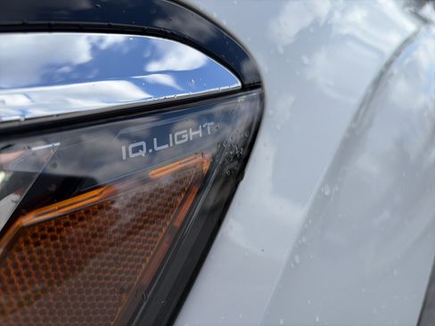 Used 2023 Volkswagen Atlas SE image 9