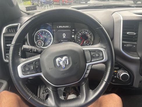 Used 2022 RAM 1500 Big Horn AWD/4WD image 18
