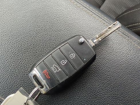 Used 2019 Kia Sportage LX image 35