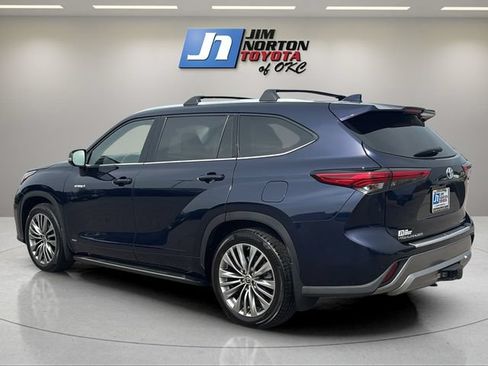 Used 2021 Toyota Highlander Platinum AWD/4WD image 7