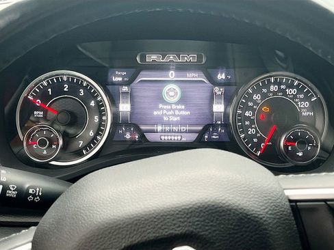 Used 2021 RAM 1500 Big Horn AWD/4WD image 12