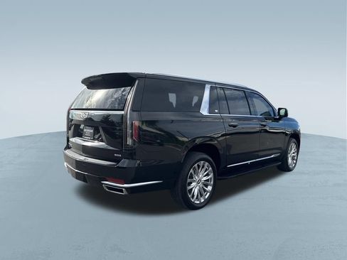 Used 2023 Cadillac Escalade ESV Premium Luxury AWD/4WD image 8