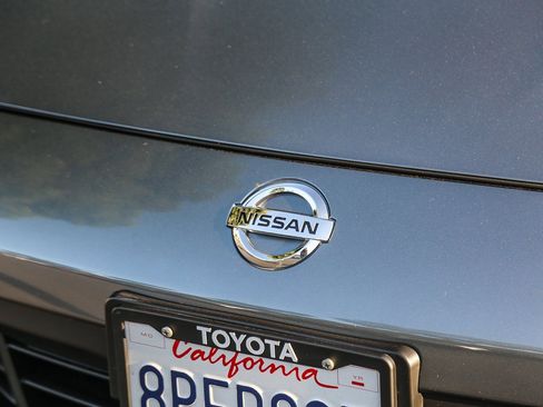 Used 2020 Nissan 370Z Base image 11