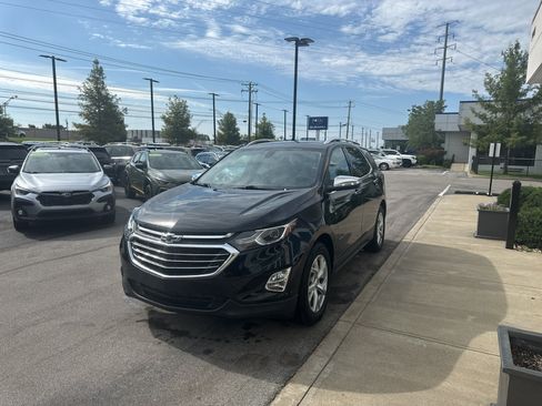 Used 2018 Chevrolet Equinox Premier FWD image 7