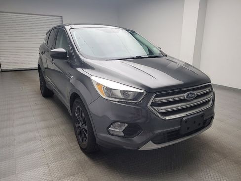 Used 2017 Ford Escape SE FWD image 13