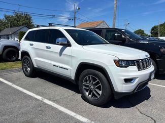 Certified 2017 Jeep Grand Cherokee Limited AWD/4WD video 1
