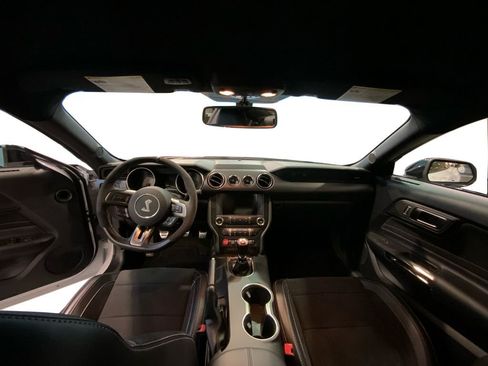 Used 2016 Ford Mustang Shelby GT350 w/ Technology Package image 14