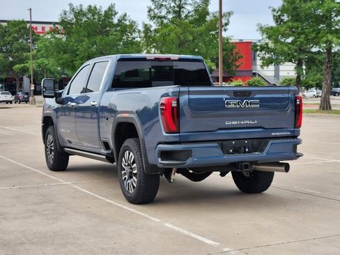 Used 2025 GMC Sierra 2500 Denali Ultimate AWD/4WD image 7