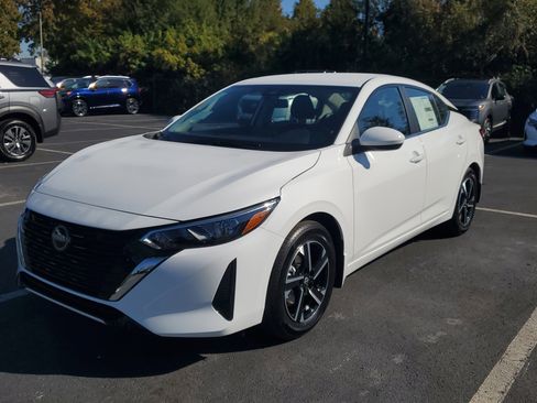 New 2025 Nissan Sentra SV image 3