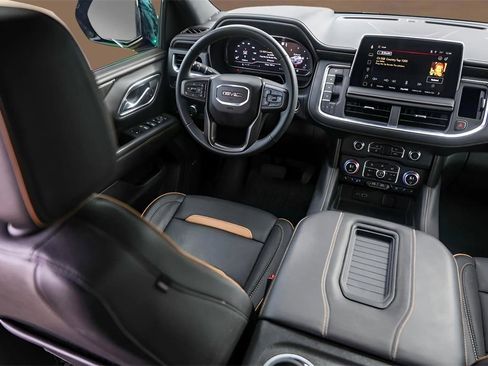 Used 2023 GMC Yukon XL AT4 w/ Technology Package image 21