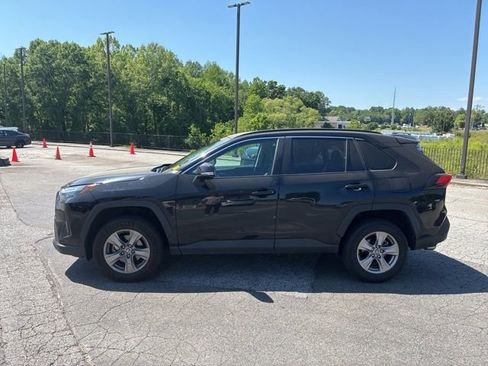 Used 2023 Toyota RAV4 XLE FWD image 5