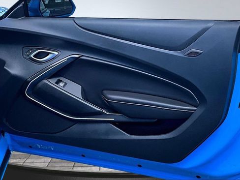 Used 2022 Chevrolet Camaro LT RWD image 24