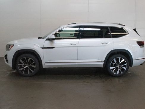 Used 2024 Volkswagen Atlas SEL Premium R-Line AWD/4WD image 7