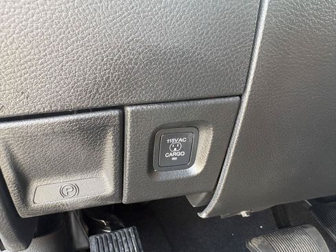 New 2026 RAM 2500 Tradesman AWD/4WD image 23