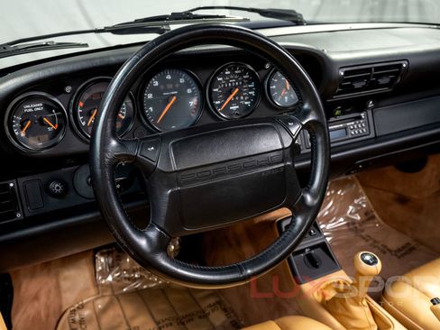 Used 1992 Porsche 911 Carrera image 21
