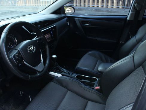 Used 2017 Toyota Corolla SE image 13