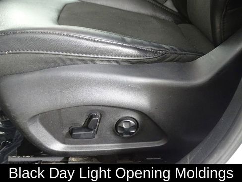 Used 2021 Jeep Compass Latitude w/ Sun and Sound Group image 20