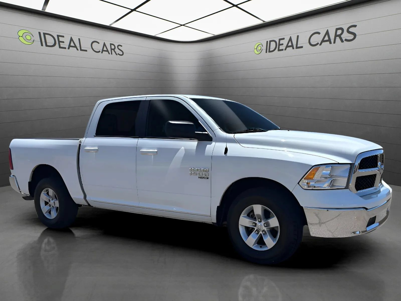 Used 2021 RAM 1500 Classic SLT RWD image 4