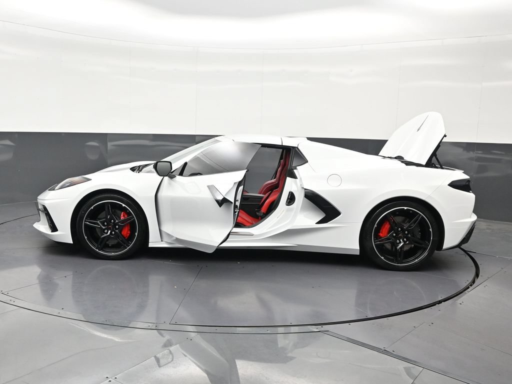 Used 2024 Chevrolet Corvette Stingray Preferred Conv w/ Stealth Interior Trim Package RWD image 33