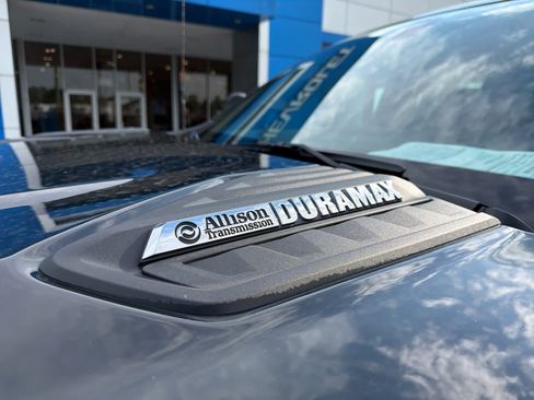 Used 2023 Chevrolet Silverado 2500 LT AWD/4WD image 11