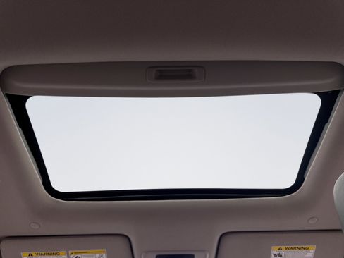 Used 2023 Honda HR-V EX-L image 19